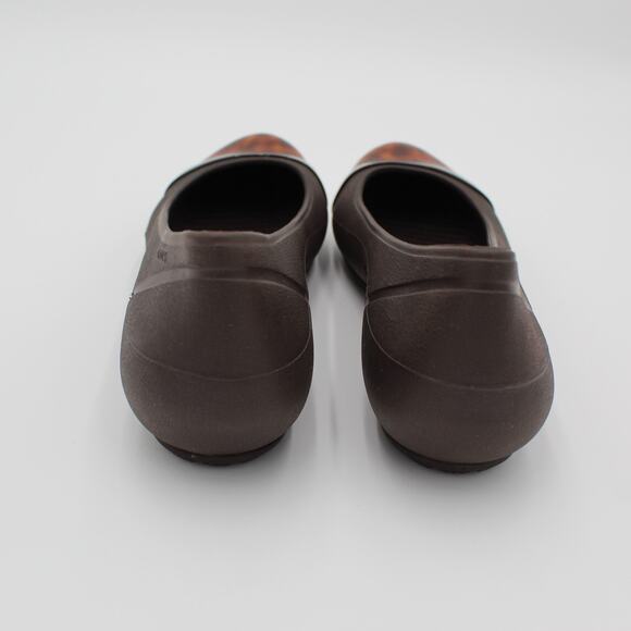 Crocs Ballet Flats Womens 7 Brown Cap Toe Comfort Casual Slip On Shoe Travel - Picture 4 of 8